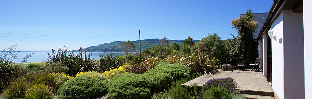 Patio area with sea view