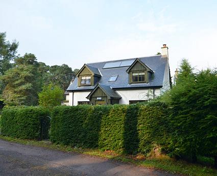 Carn Dearg Cottage