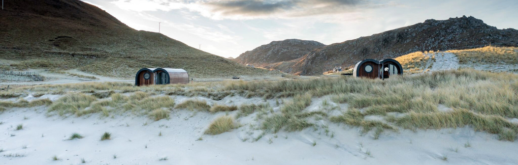 cliff beach cabins01.png cliff beach cabins01.png