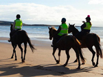 golden-sands-trekking.jpg