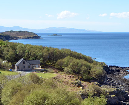 Loch Eishort Cabin