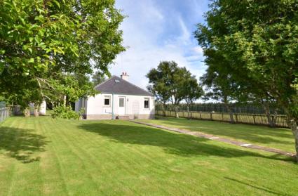 Loch Ruathair Cottage