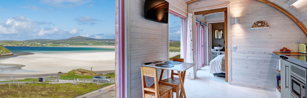 Carnish Cabin Seapink, Uig Bay