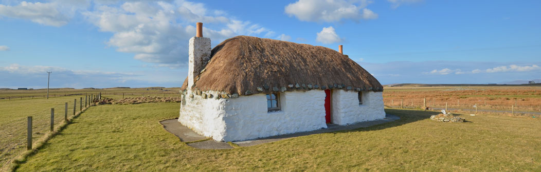thatched-cottages-banner.jpg